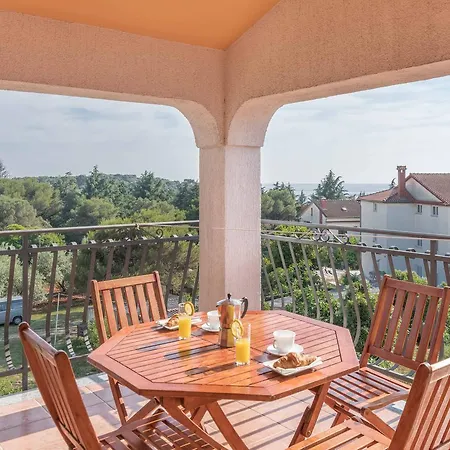 Tre Marie Gostinjska kuća